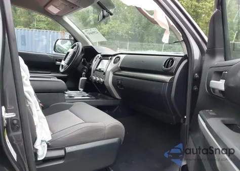 2017 Toyota Tundra Sr5 5.7L V8 из США, поврежденный, VIN 5TFDY5F15HX629327